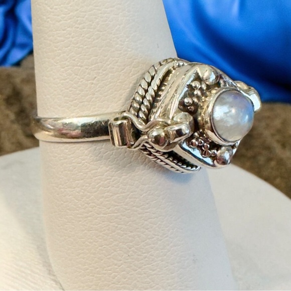 Labradorite Poison Sterling Silver Ring (8.5) - Picture 9 of 13
